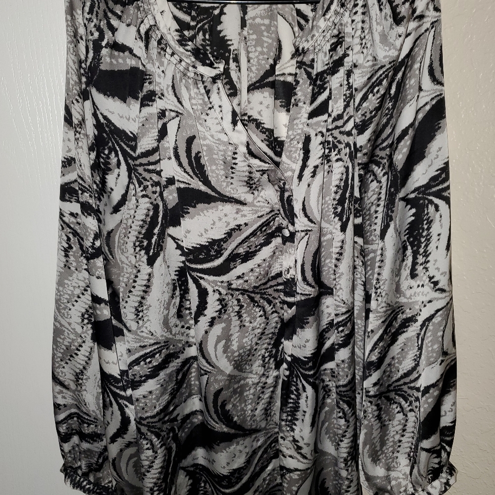 Clothes - Picture 16 of 16